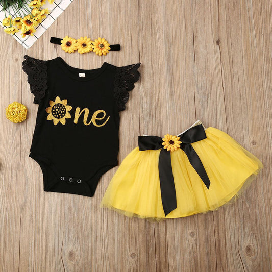 Baby Small Three-Piece Triangle Romper - Almoni Express